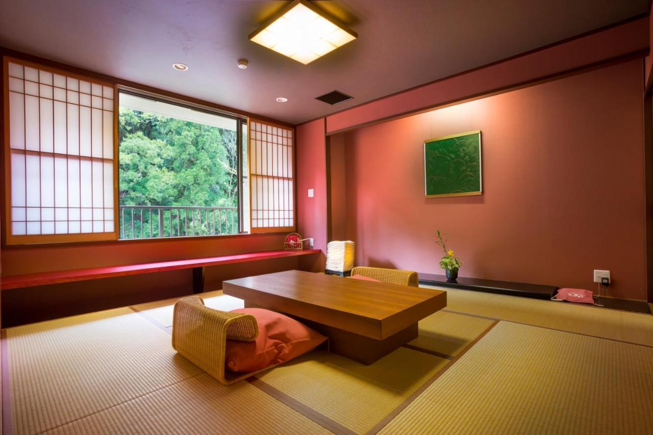 Yamanakaonsen Ohanami Kyubei Кага Екстериор снимка