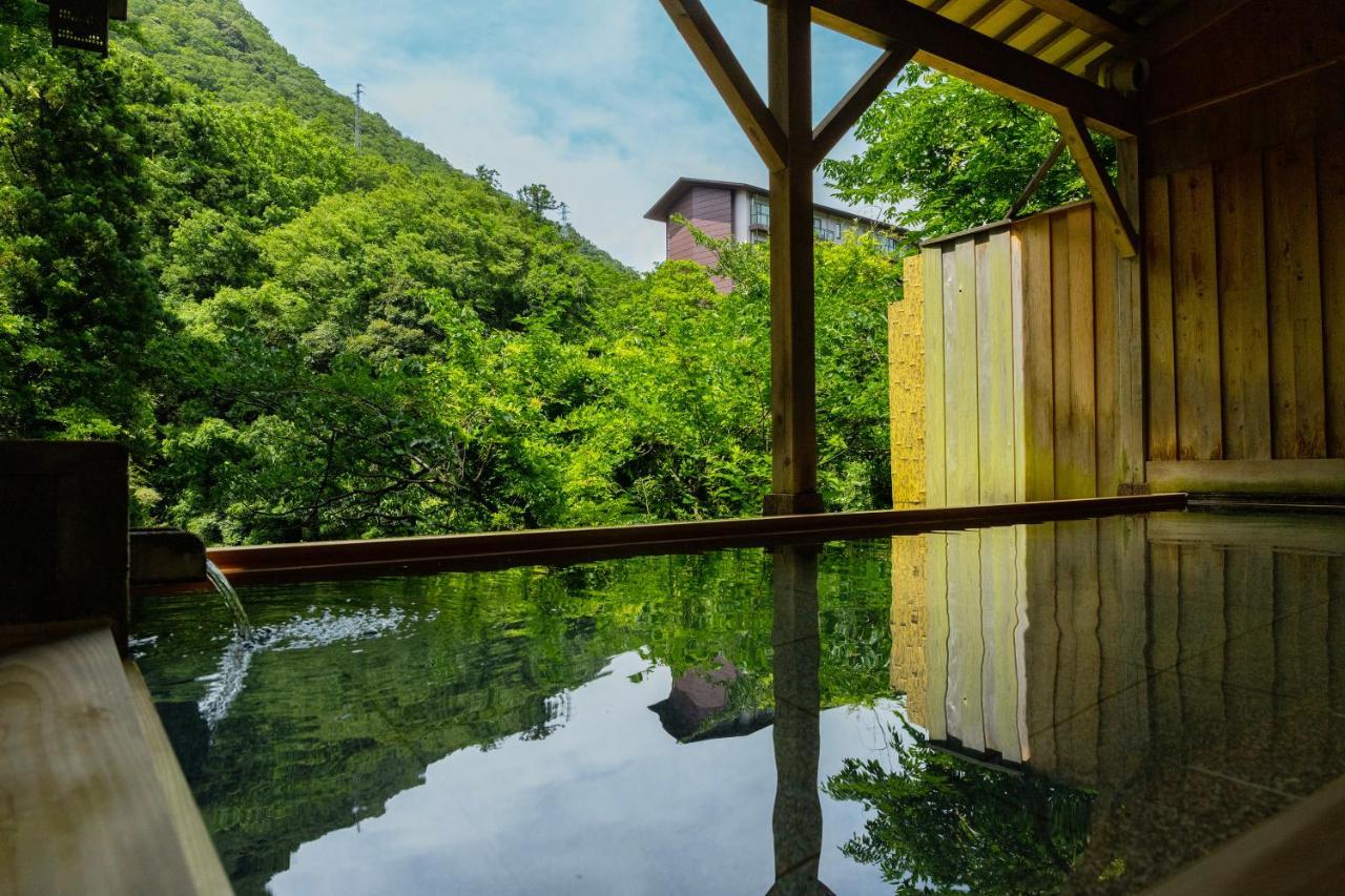 Yamanakaonsen Ohanami Kyubei Кага Екстериор снимка