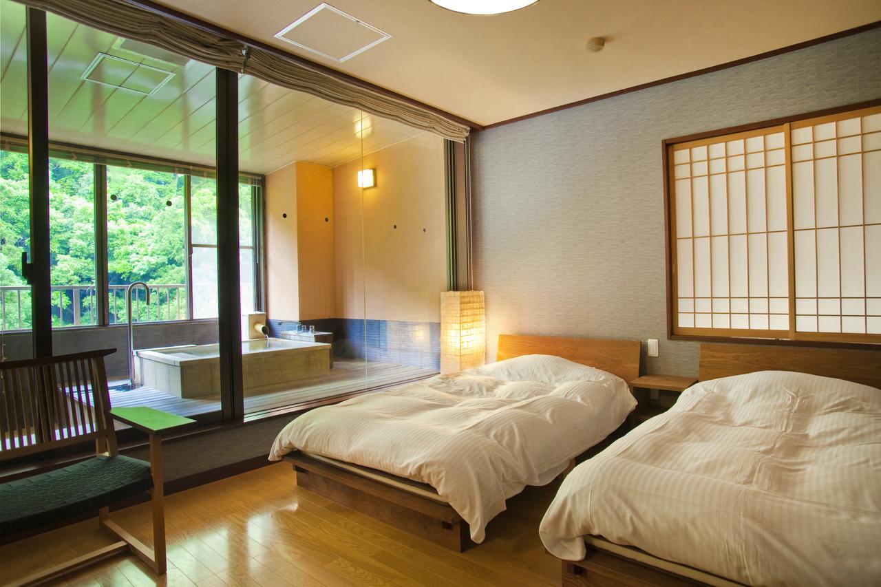 Yamanakaonsen Ohanami Kyubei Кага Екстериор снимка